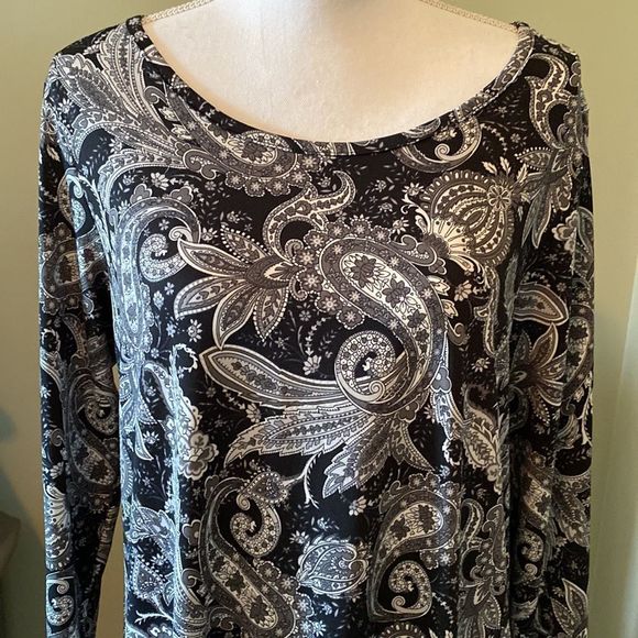 Ivory Love Paisley Black/Grey Top with Fringe Bottom L - Picture 2 of 9